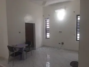 4bdrm Duplex in Ss Mini Estate, Off for rent