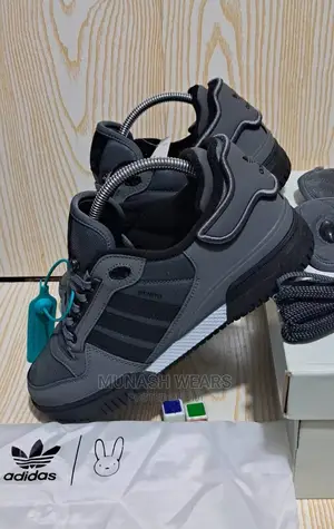 Addidas Sneaker