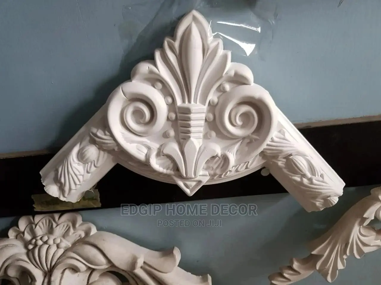 Wainscoting Polyurethane Designed Cornice