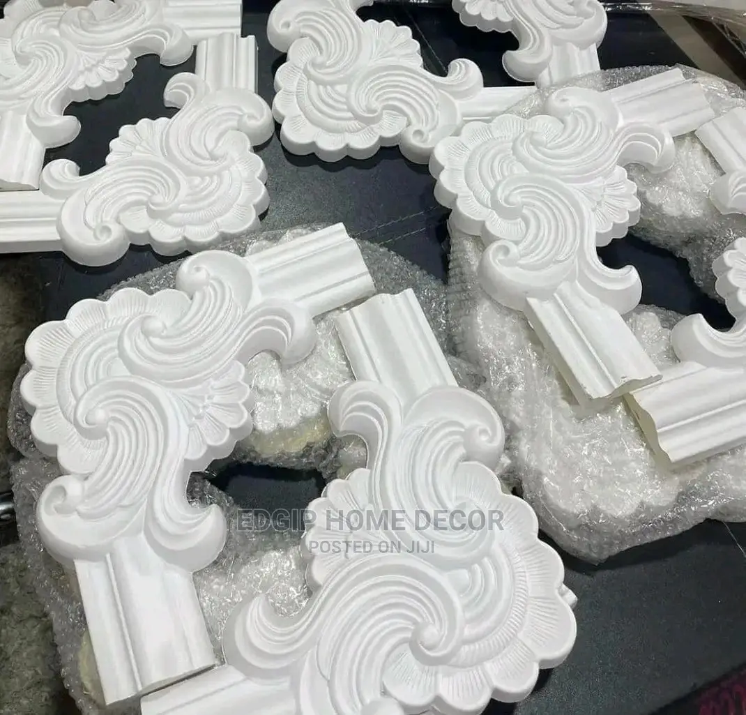 Wainscoting Polyurethane Designed Cornice