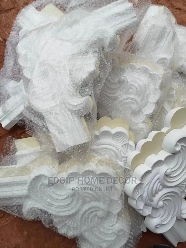 Wainscoting Polyurethane Designed Cornice