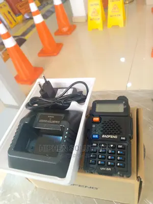 Fast Action Baofeng Uv-5r Two Way Radio