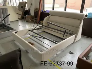 Bedframe by Pristinewood
