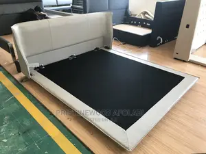 Bedframe by Pristinewood