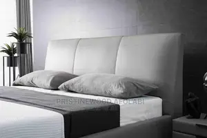 Bedframe Pristinewood
