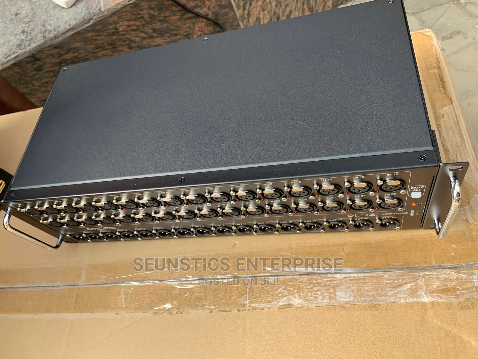 Midas Dl32- Stage Box With 32 Midas Preamps