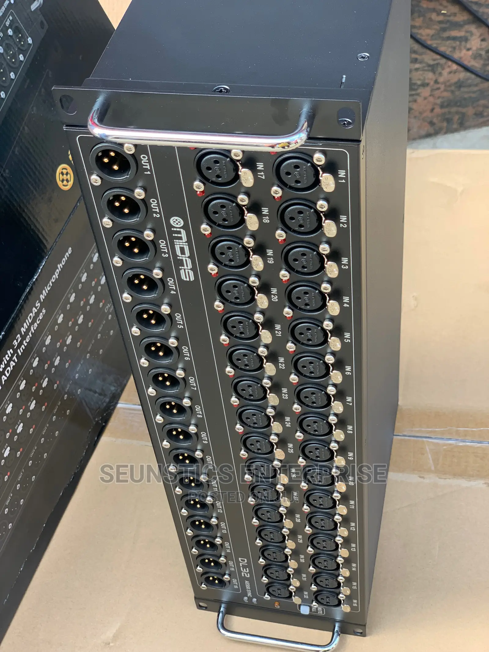 Midas Dl32- Stage Box With 32 Midas Preamps