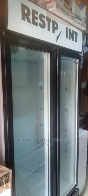 Restpoint Side by Side Showcase Fridge