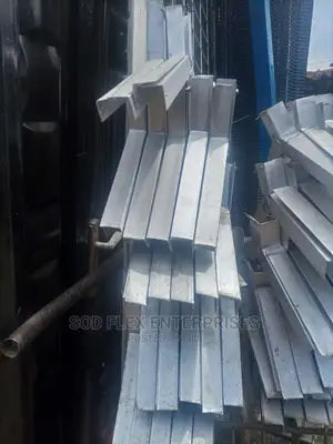 Angle for Fence Wire