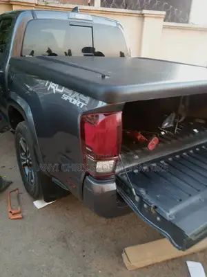 Both Cover Hilux and Tundra