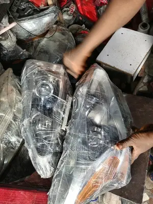 Headlamp Nissan Altima 2015