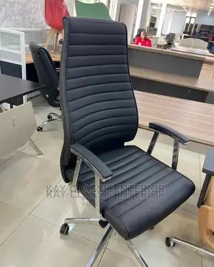 Executive Swivel Office Chair
