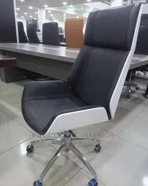 Classic Office Swivel Chair