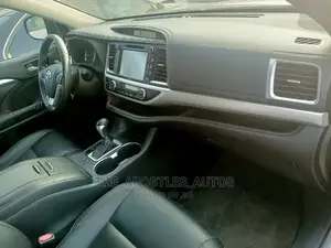 Toyota Highlander 2014 Gray