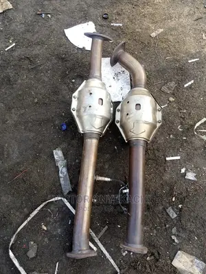 Centre Catalyst Converter Lexus LS 570