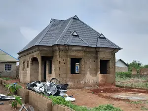 Quality Steptiles Roofing Sheet, Black Color