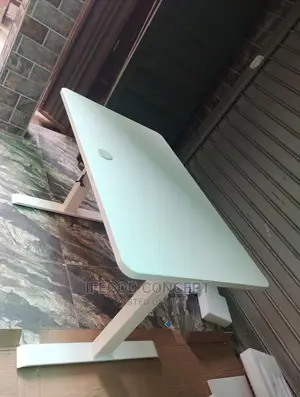 Adjustable Gaming Desk 1.6mt