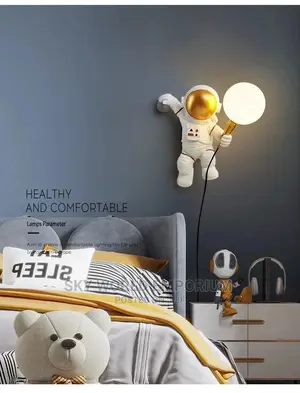 Astronaut Wall Lamp