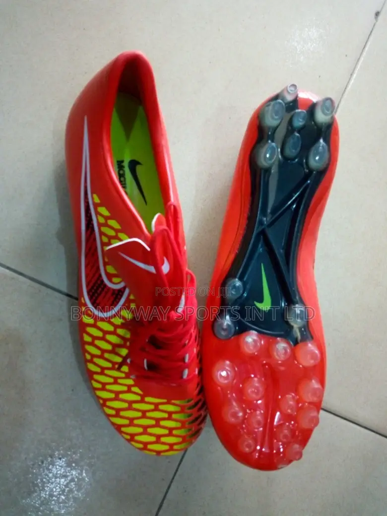 Nike Leather Boot