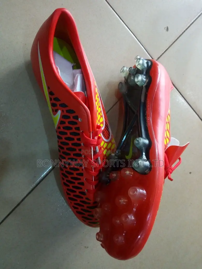Nike Leather Boot