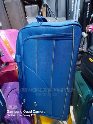 Extra Large Summit Travelling Bag With Trolley.