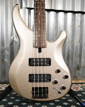 Original Yamaha TRBX 305 5 String Bass Guitar