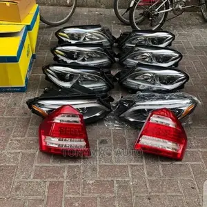 Mercedes-Benz Gle350 166 Headlights