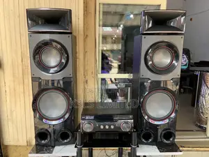 LG Bass Blast 1850watts