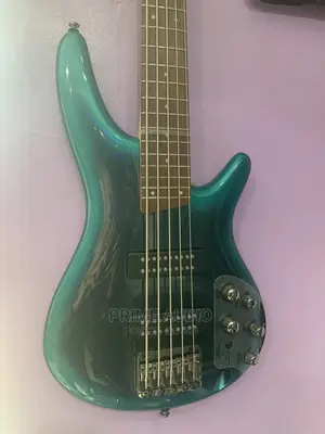 Ibanez 305 5 Strings Active Bass Guitar