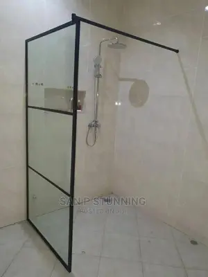 Shower Cubicle Fixed Black Design