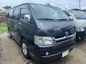 Toyota HiAce 2010 Black