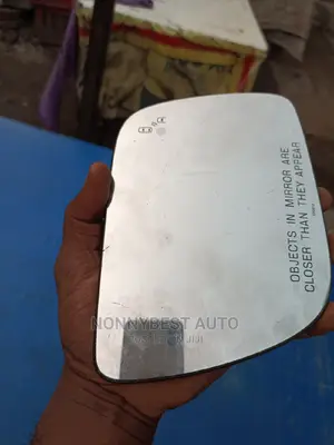 Ford Explorer Side Mirror Glass.