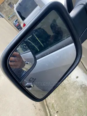Ford Explorer Side Mirror.