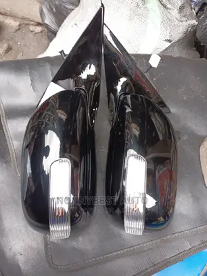 Toyota Camry Side Mirror.