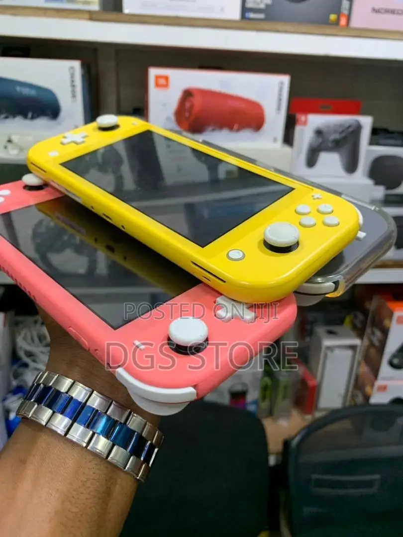 Nintendo Switch Lite Used