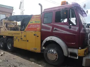 Mercedes Towing Truck