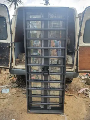 Strong Complete Aluminum Windows