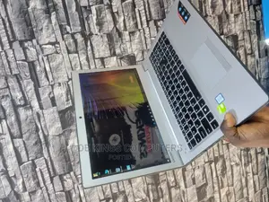 Laptop Lenovo IdeaPad U510 8GB Intel Core i7 SSHD (Hybrid) 1T
