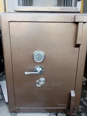 Size 2 Chubb Safe
