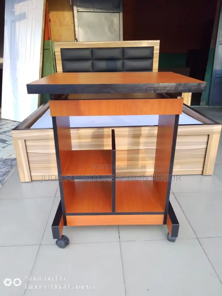 Moderm Computer Table