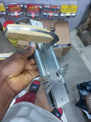 Heavy Duty High Quality 7 Cylinder Door Lock