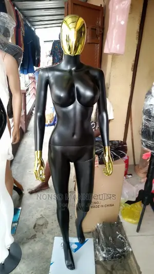 Matt Black And Gold Chrome Body Combo Size 8 Mannequin