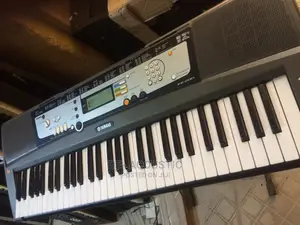 Portable Keyboard Review | Yamaha EZ-200 Review of Yamaha's
