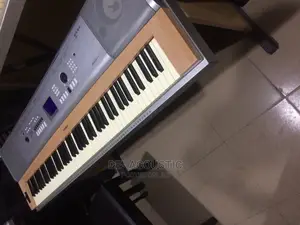 Yamaha DGX 520 Auto Review Grand Piano With the Piano Stand