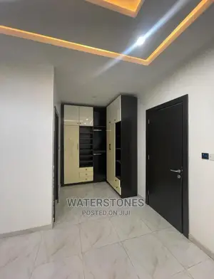 2bdrm Block of Flats in Asaba, Oshimili South for rent