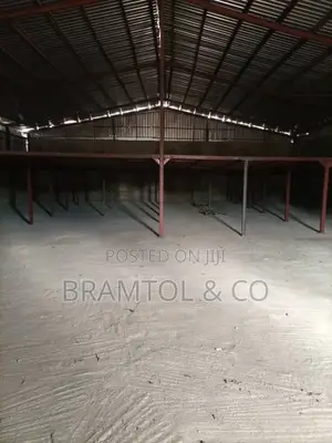 A Big Warehouse to Let in Mabushi