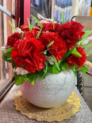 Beautiful Flower Vase With Flowers