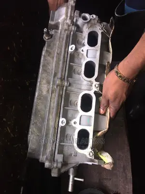 Toyota Camry Engine Top Cylinder 2.4/2.7l