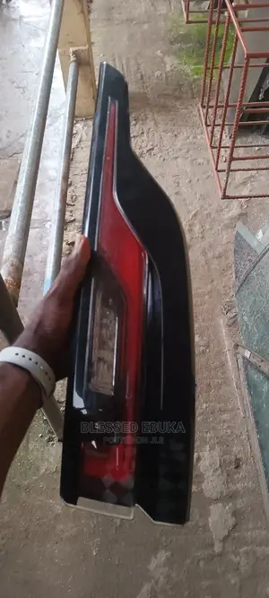 Tail Light Range Rover Velar 2020