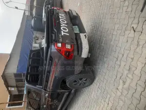 Boot Cover Hilux